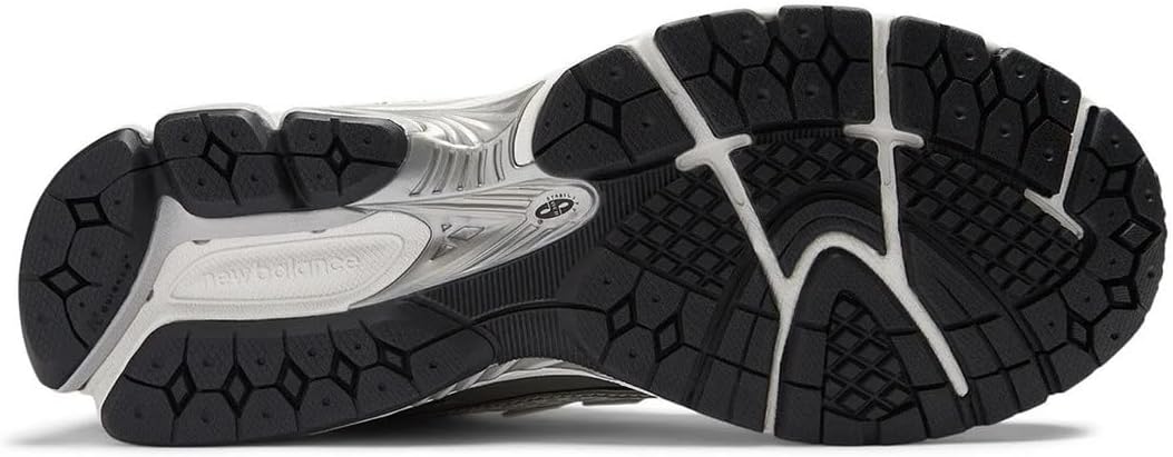 Кроссовки New Balance 1906 для мужчин, черный/серебряный — фото 4