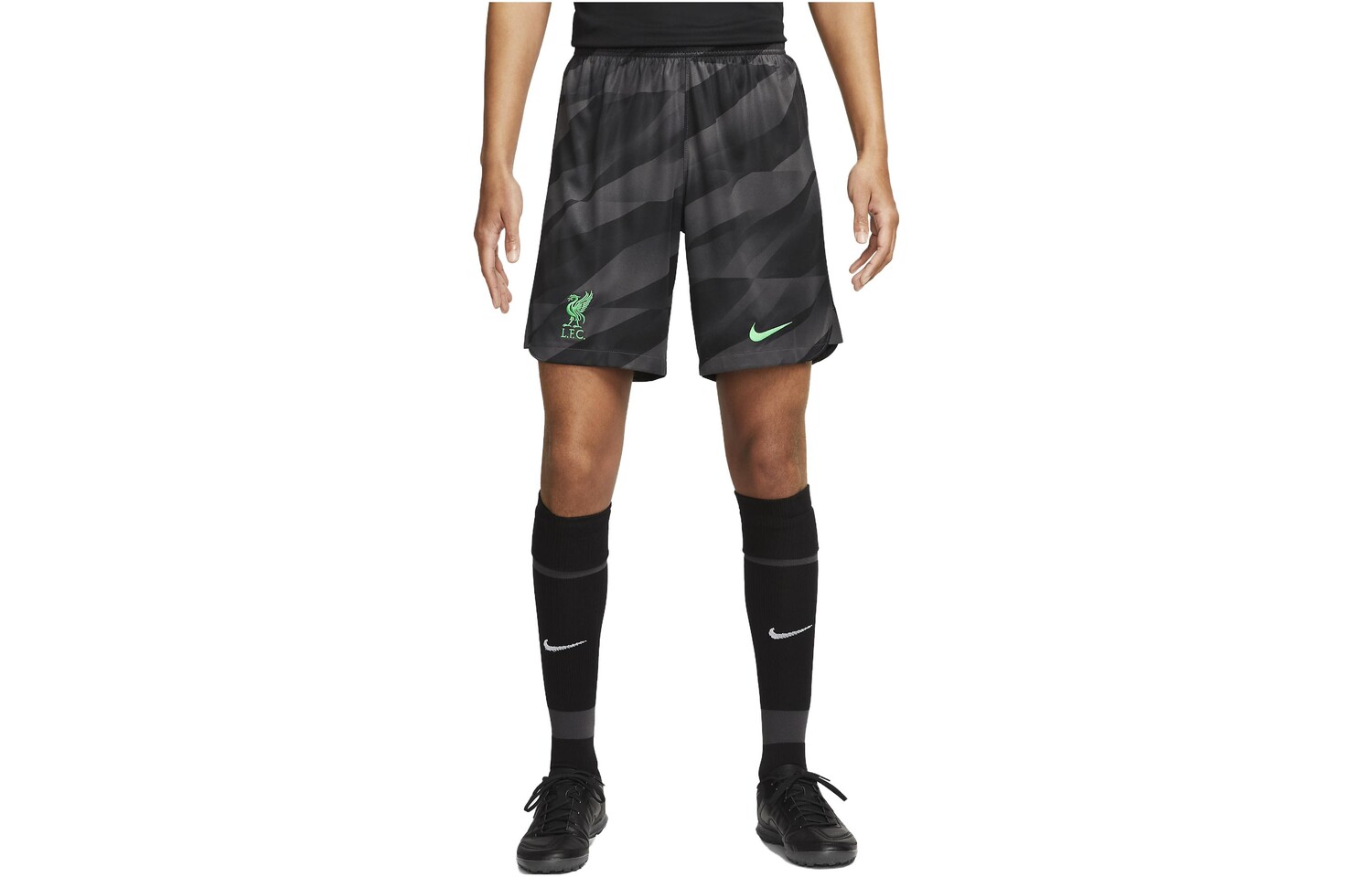 

Футбольные шорты мужские черные Nike, черный