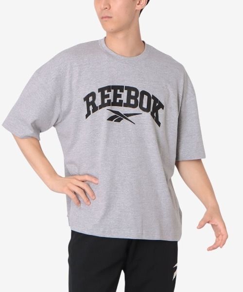 

Футболка с большим логотипом Reebok, светло-серый