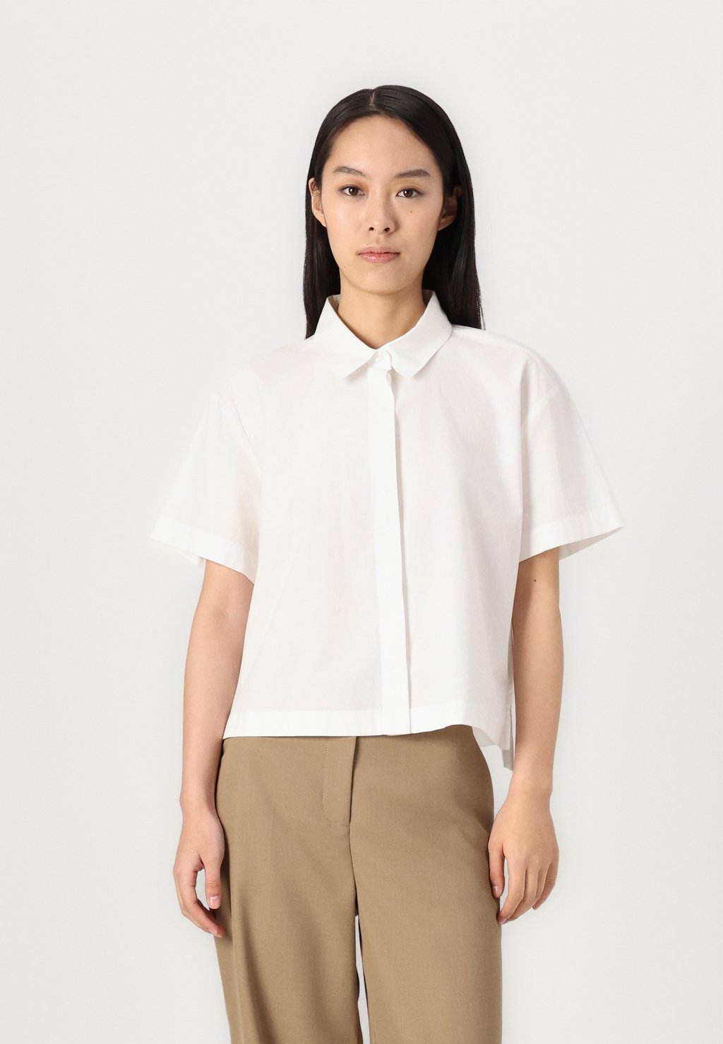 

Блузка на пуговицах BOXY SHIRT WITH PLACKET DETAIL TOM TAILOR DENIM, белый