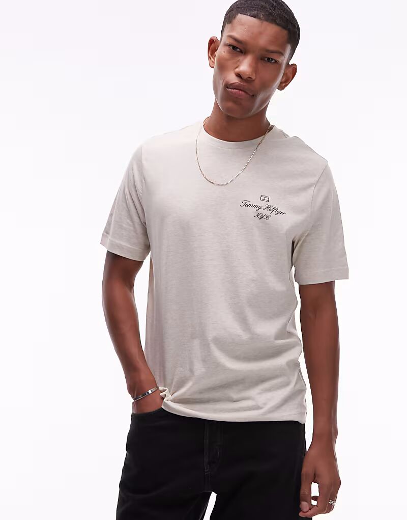 

Футболка с надписью бежевого меланжевого цвета Tommy Hilfiger