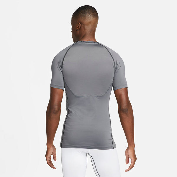 Футболка Nike Pro Dri-FIT Tight Short Sleeve Tops 'Grey', серый — фото 4