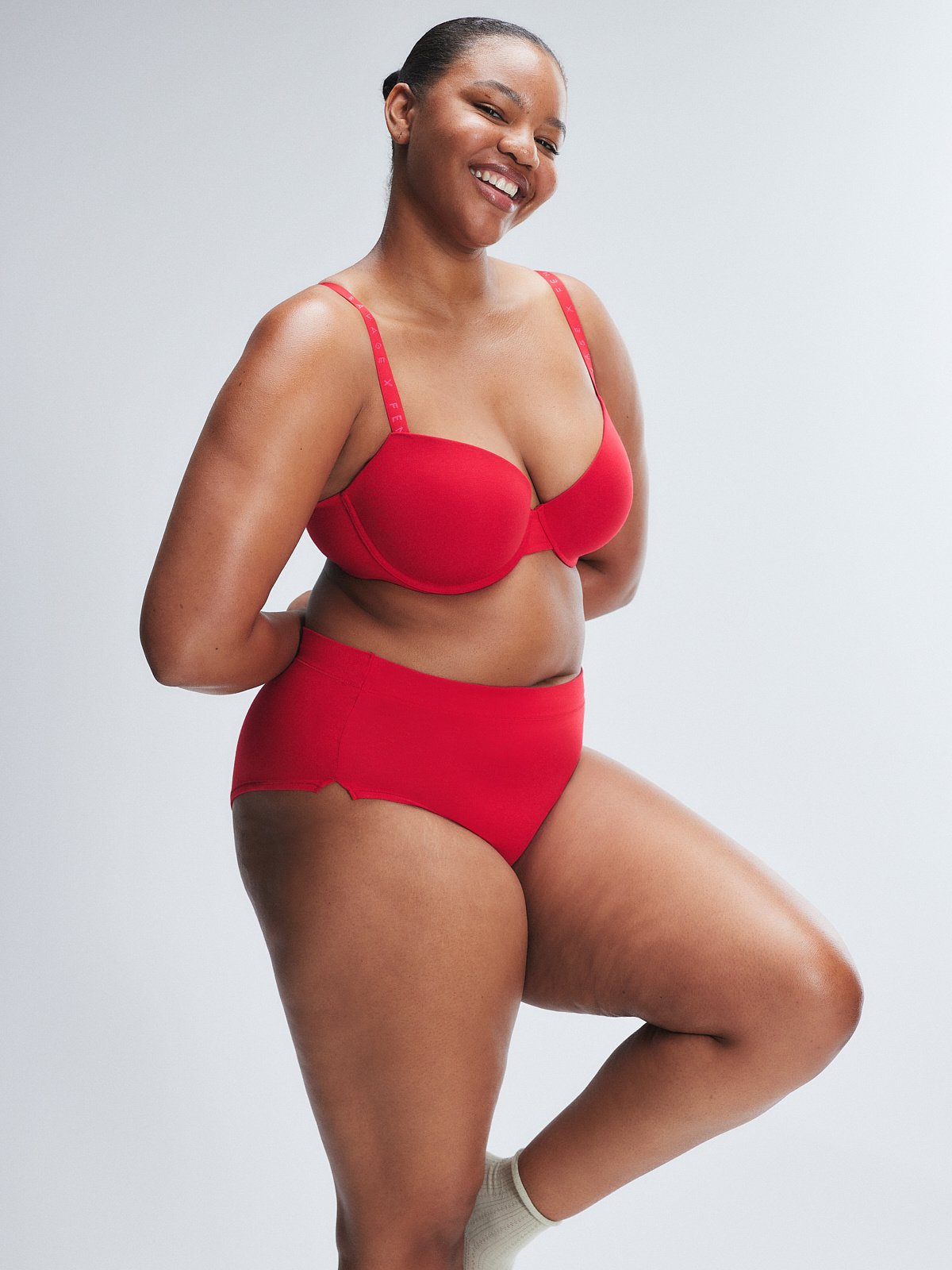 

Короткие трусики Savage X Fenty Cotton Essentials, цвет Timeless Red