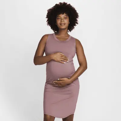 

Платье Nike (M), цвет Smokey Mauve