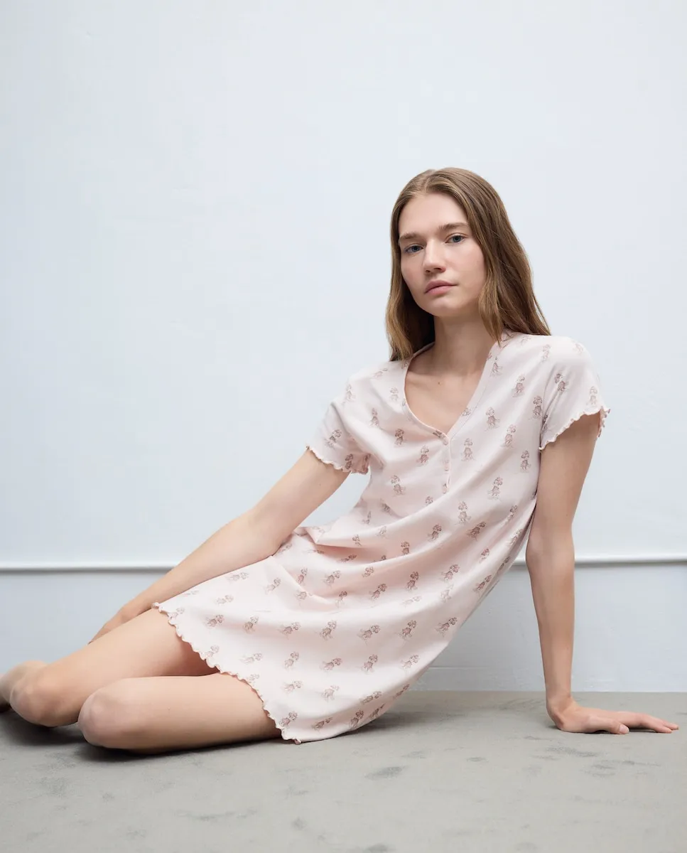 

Короткая ночная рубашка Минни с длинными рукавами Easy Wear, бежевый