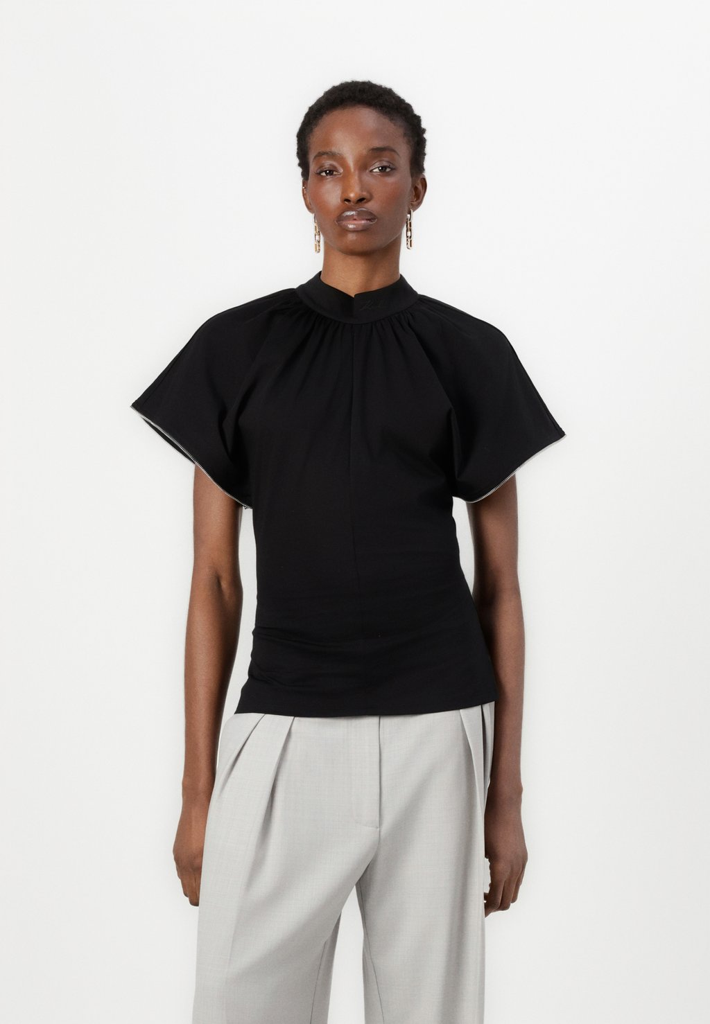

Базовая футболка ZIP SLEEVE KARL LAGERFELD, черный