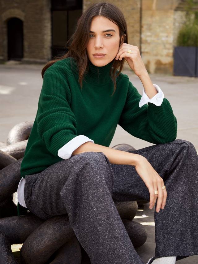 

Джемпер joanie из очень тонкой шерсти с воронкообразным вырезом Baukjen, цвет Forest Green