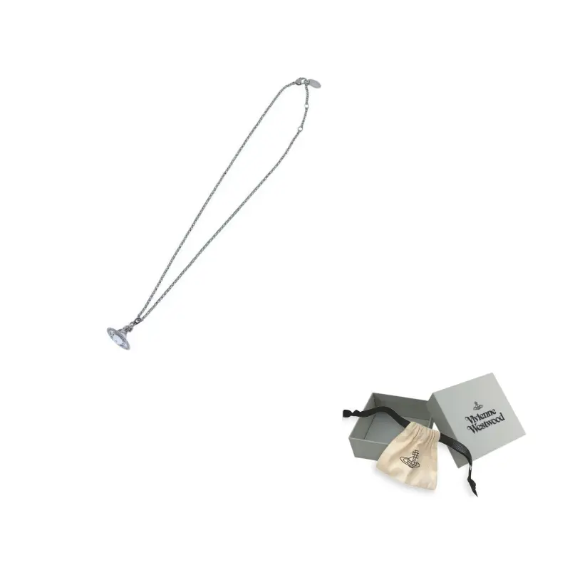 

Новый крошечный кулон-шар Vivienne Westwood