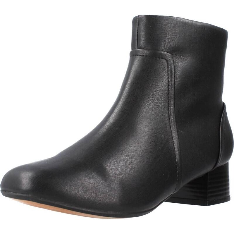 

Горные ботинки Clarks, черный