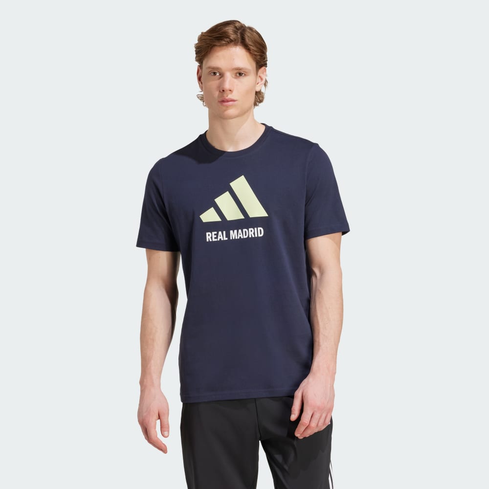 

Футболка Adidas Real Madrid Seasonal Graphic Tee, цвет Legend Ink