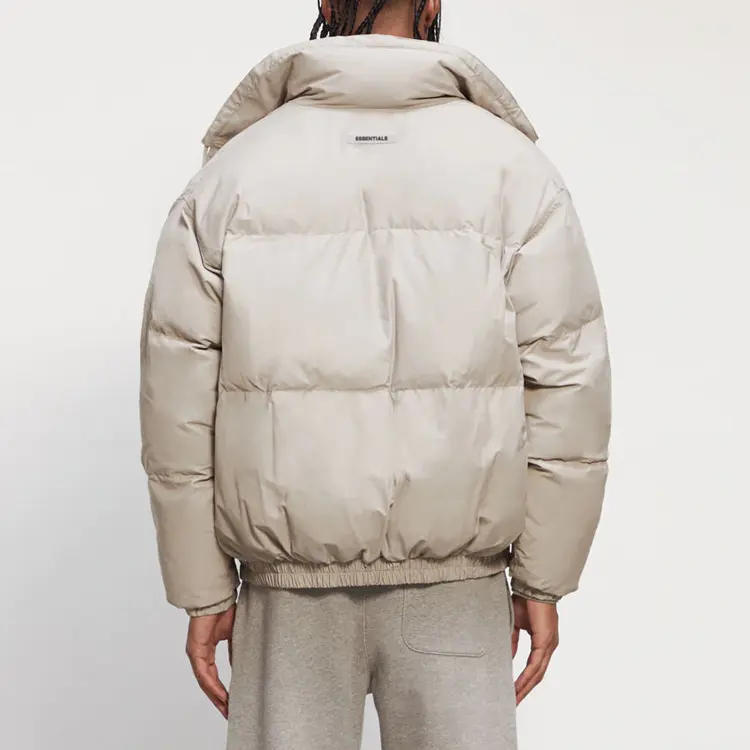 FW20 Стеганая куртка унисекс Moss Fear Of God Essentials, цвет Moss — фото 3
