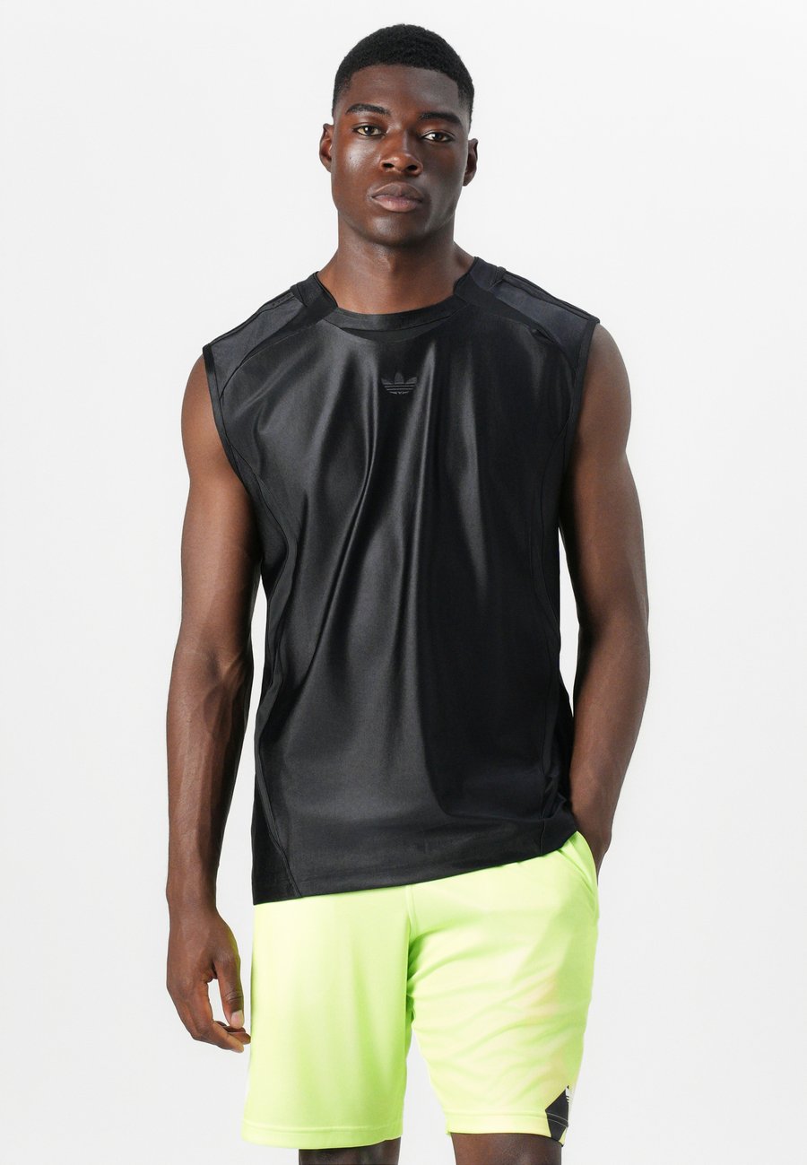 Шорты Adidas Originals NUWAVE SHORT, Signal Green/Neon Yellow — фото 4