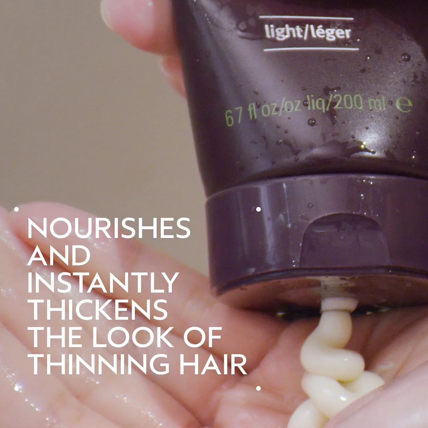 Кондиционер Aveda Invati Ultra Advanced Thickening Light, шаг 2 из 4, для тонких и редеющих волос, нормальная и жирная кожа головы, 96% натуральных ингредиентов — фото 2