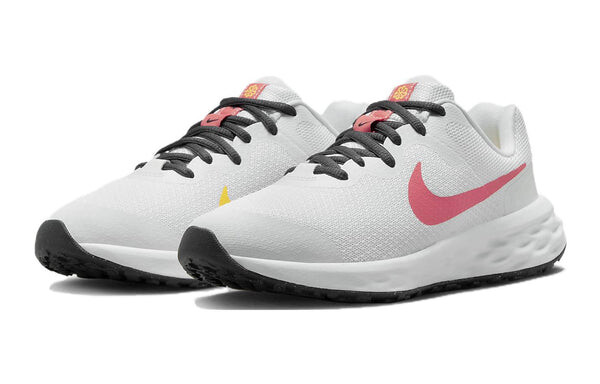 Кроссовки (GS) Nike Revolution 6 Road Running Shoes 'White Gridiron Orange Sea Coral', белый — фото 3