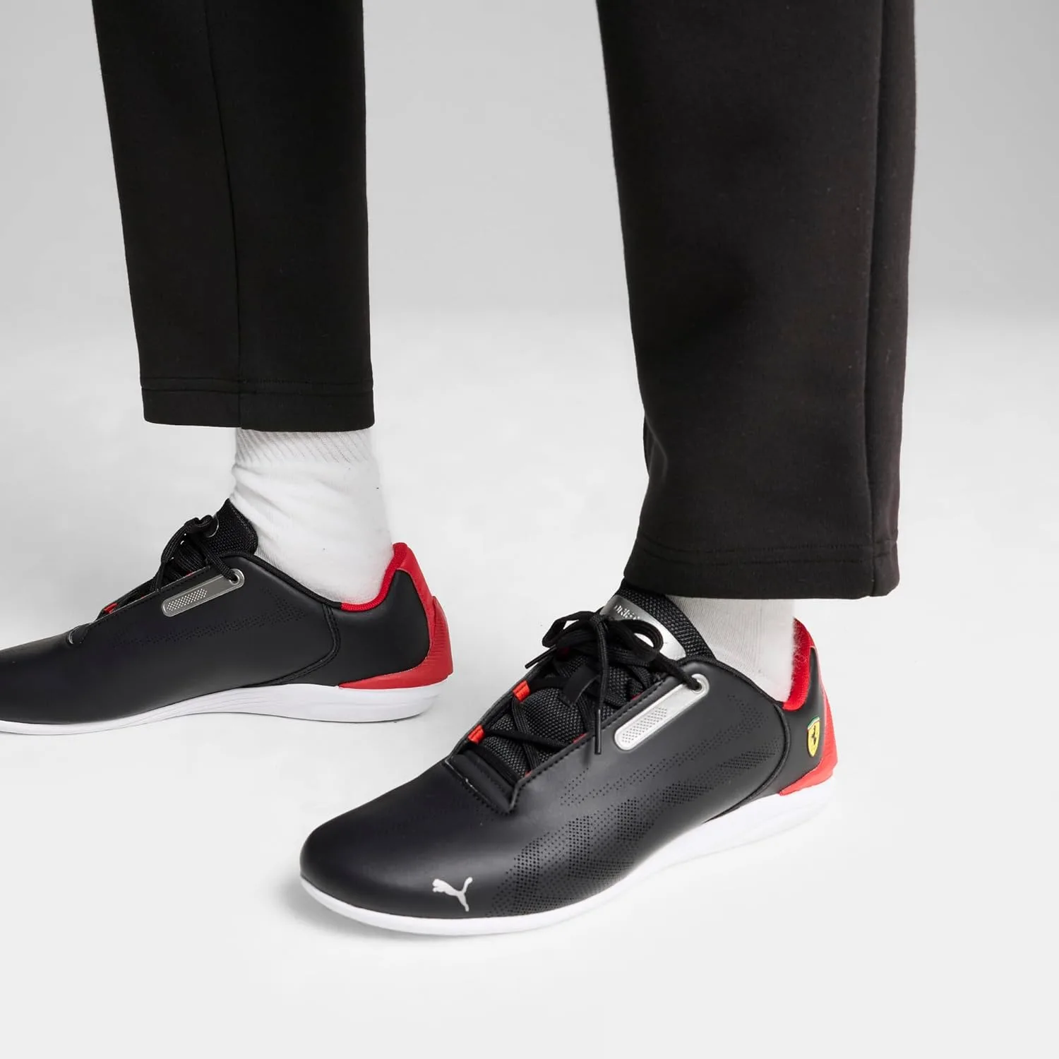 Кроссовки Puma унисекс Ferrari Drift Cat Decima 2.0, черный — фото 4