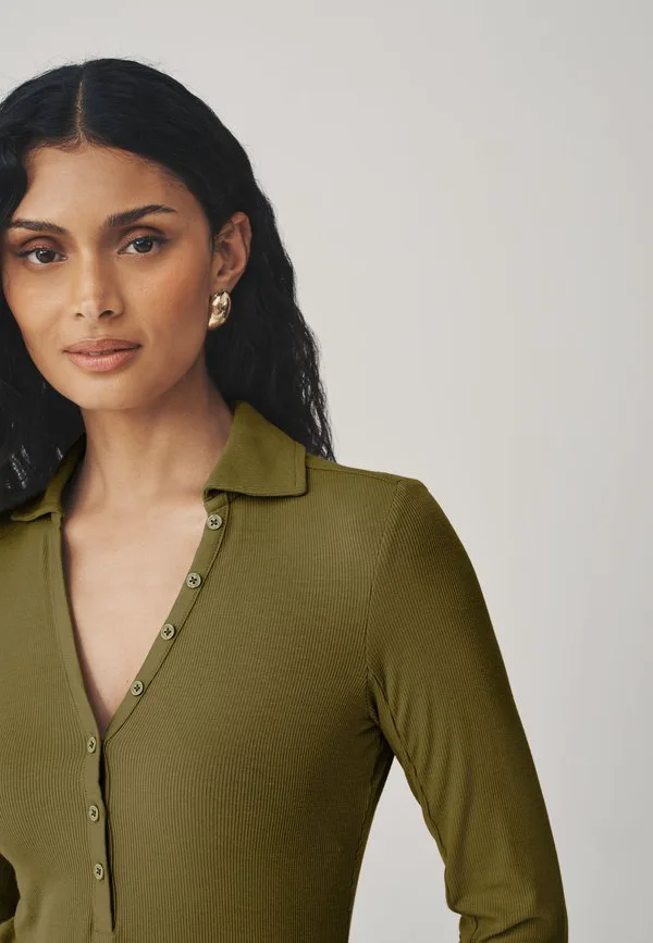 Рубашка с длинными рукавами и воротником стандартного кроя Next, Olive Green — фото 3