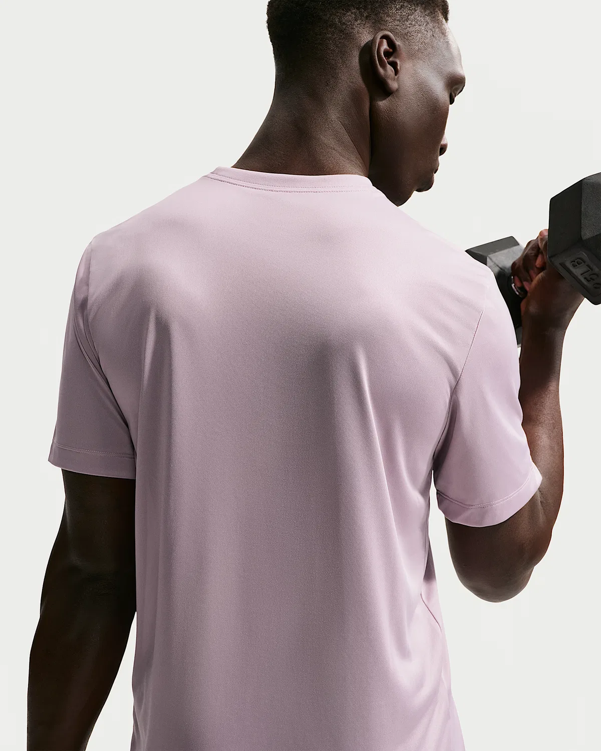 Мужская фитнес-футболка Nike Dri-FIT Legend, Light Violet Ore/Black — фото 2