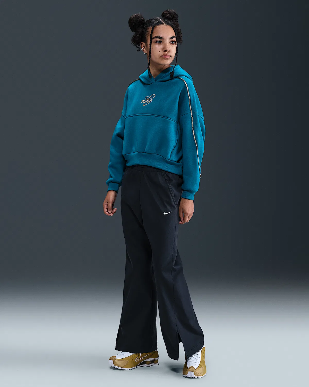 Детская (девичья) свободная худи Nike Sportswear Club Fleece, Green Abyss/Metallic Gold — фото 4