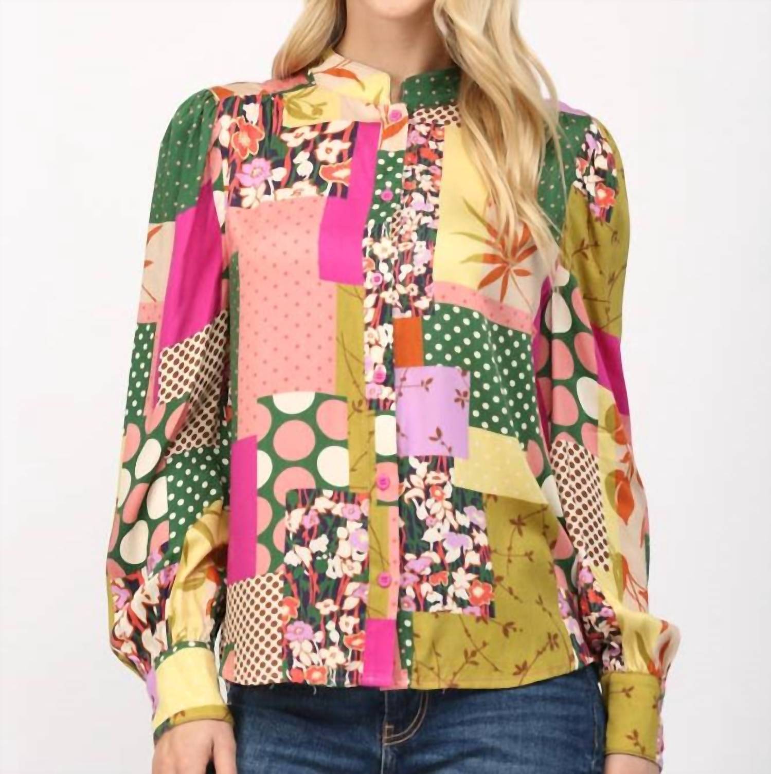 

Блуза с воротником стойкой и принтом пэчворк в цветах фуксия и зеленый FATE