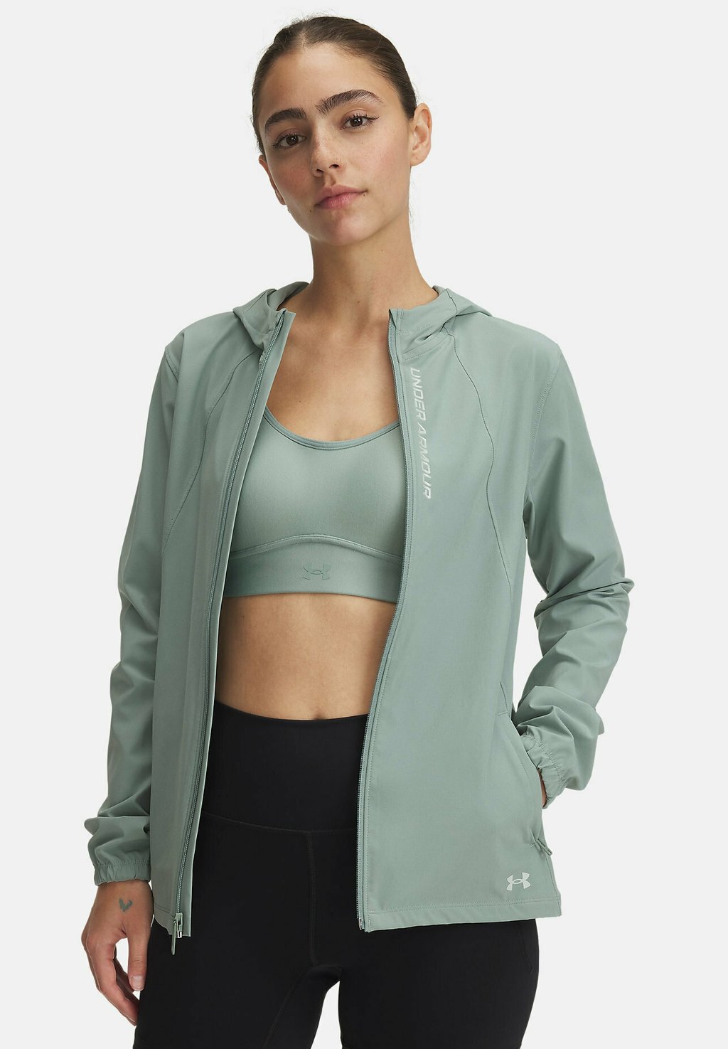 

Куртка для бега OUTRUN THE STORM Under Armour, зеленый