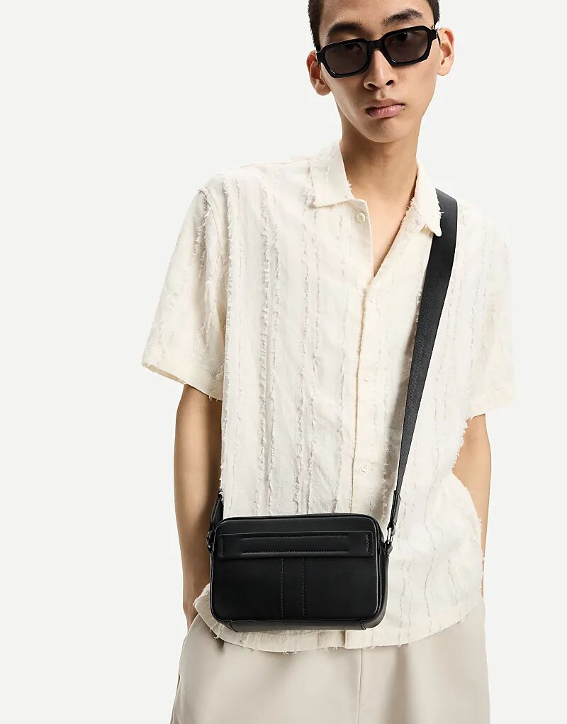 

Сумка Bershka Crossbody черного цвета
