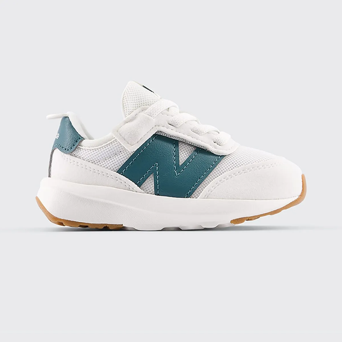 

Детские повседневные кроссовки 370 NEW-B на липучке New Balance, белый/зеленый