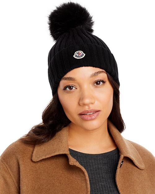 

Шерстяная шапка с помпоном в рубчик Moncler, цвет Black