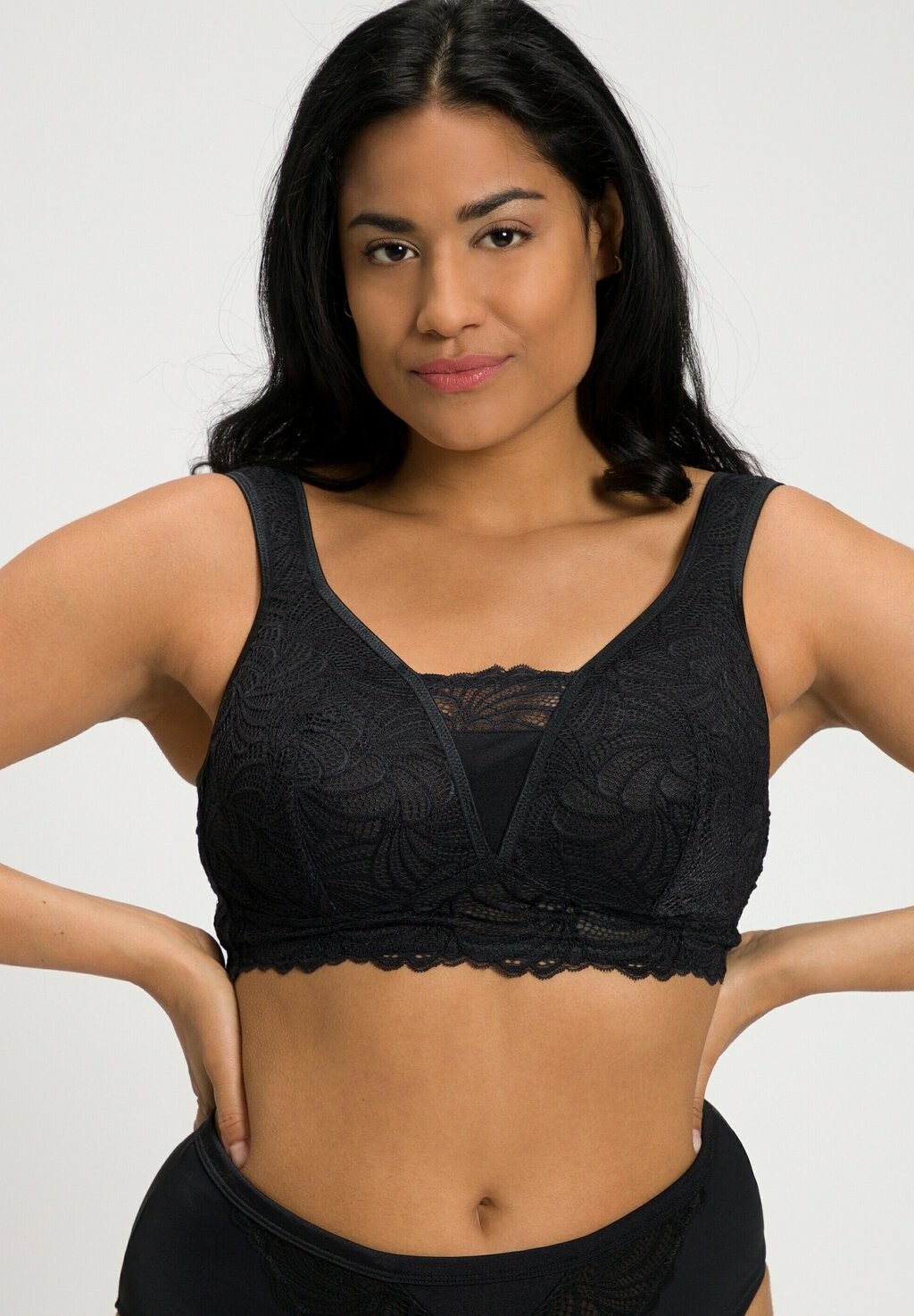 

Бюстье BRALETTE WITHOUT UNDERWIRE Ulla Popken, черный