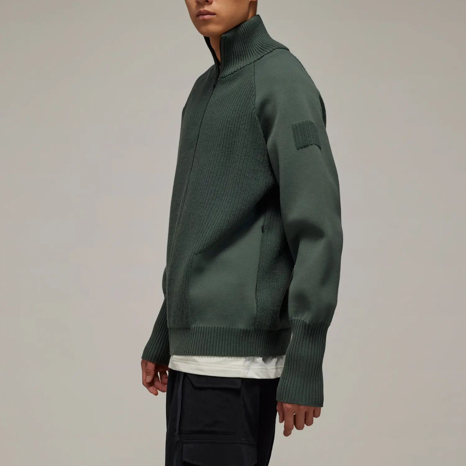 Свитер унисекс серый каменно-зеленый Adidas, зеленый — фото 4