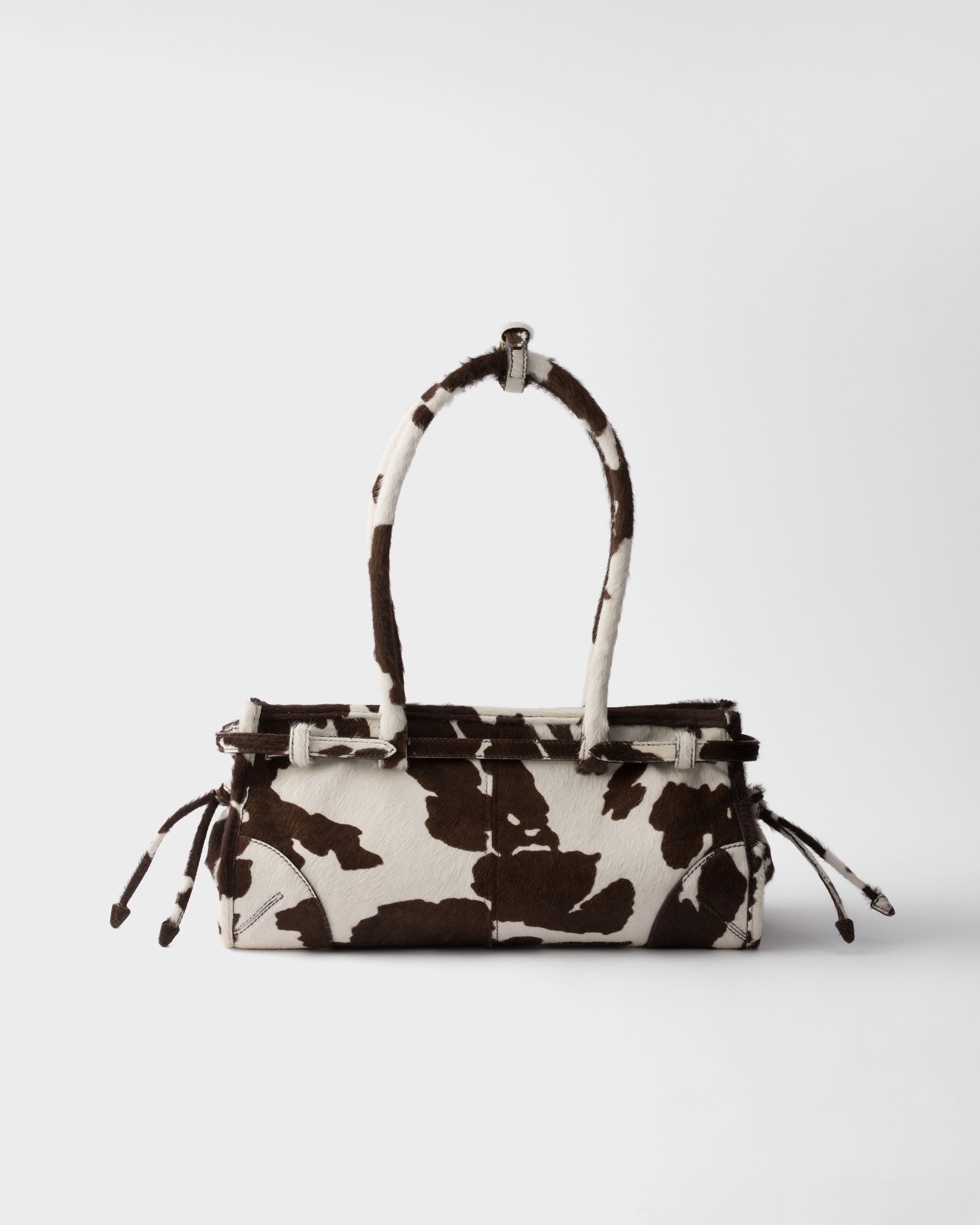 Сумка Prada Bonnie среднего размера из печатной кожи Prada, белый/темно-коричневый — фото 4