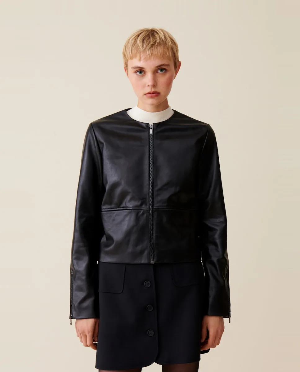 

Женская короткая кожаная куртка с круглым вырезом Claudie Pierlot, черный