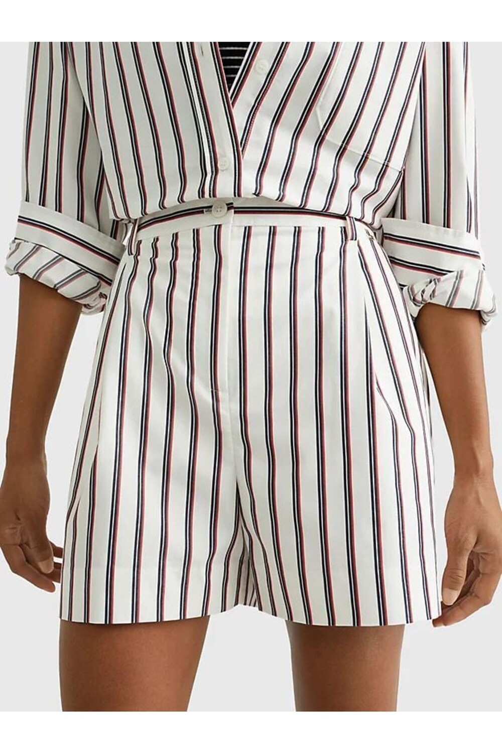 

Шорты Tommy Hilfiger