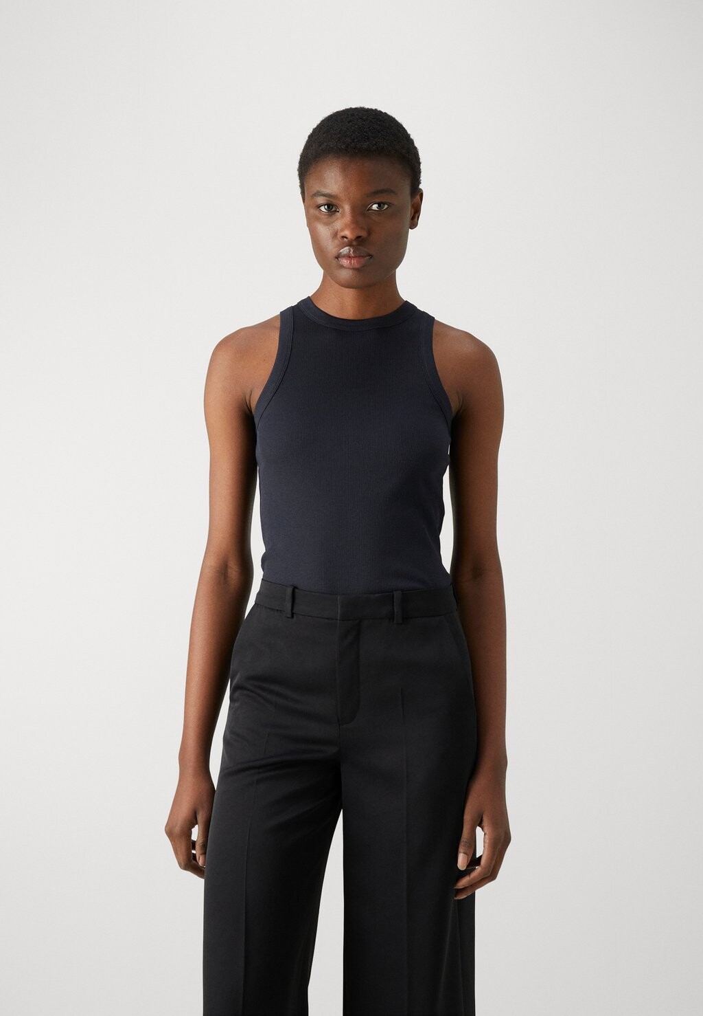 

Топ Klara Ann IVY OAK, цвет navy blue