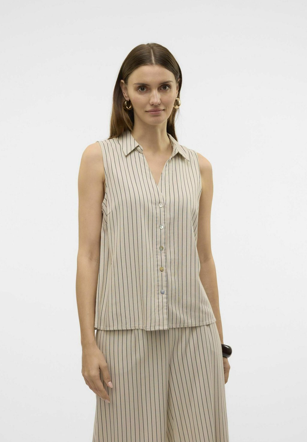 

Топ MYMILO - Button-down blouse Vero Moda, бежевый