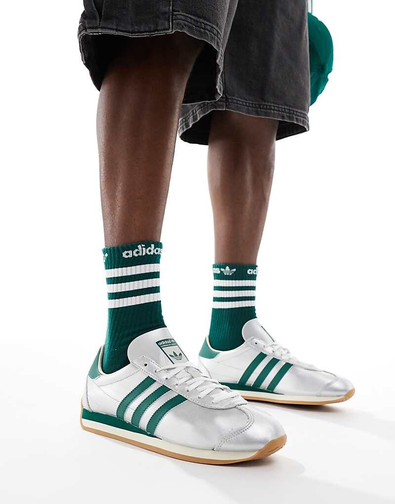 

Серебристые и зеленые кроссовки adidas Originals Country OG, Зеленый, Серебристые и зеленые кроссовки adidas Originals Country OG