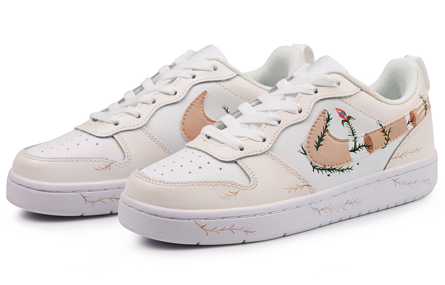 

Женские кроссовки для скейтбординга Nike Court Borough Low, Off-white
