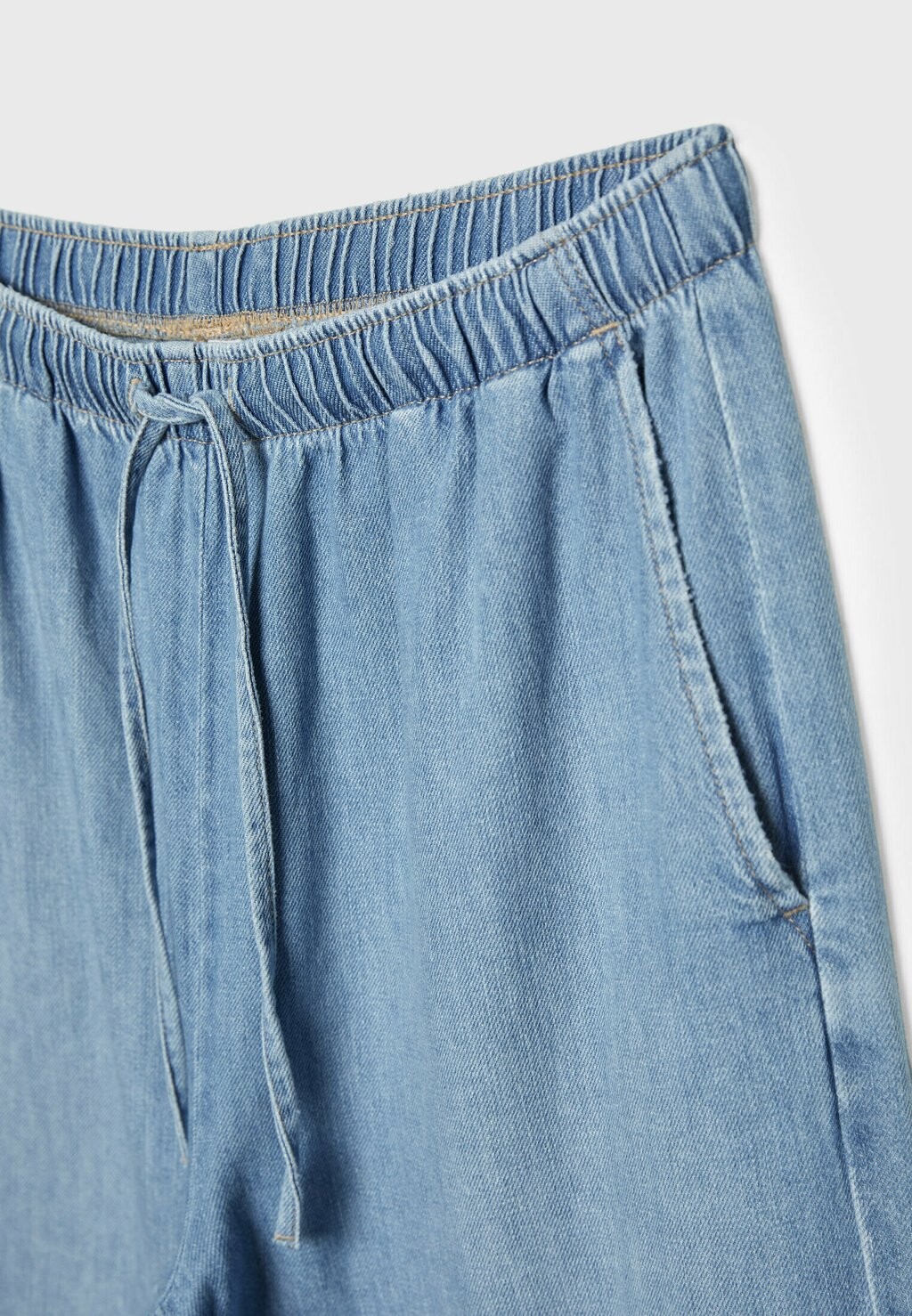 

Джинсы-клеш Stradivarius, светло-голубой деним Long Flowing