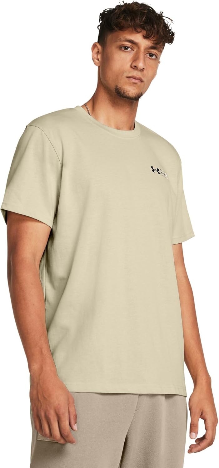 

Футболка UNDER ARMOUR с круглым вырезом, бежевый, с повторяющимся логотипом в виде сердца, стр. 24, Silt