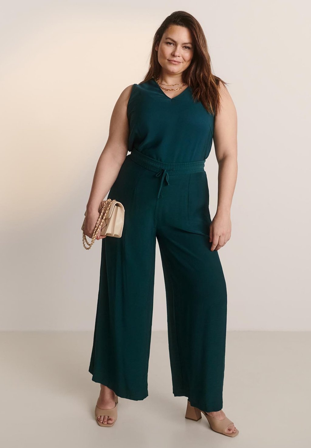 

Брюки JANAY Guido Maria Kretschmer Curvy Collection, зеленый