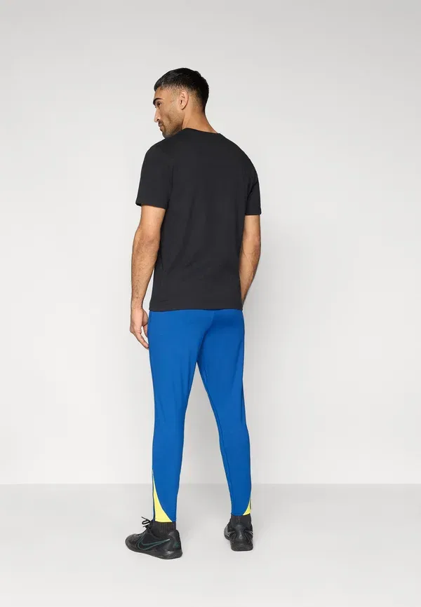 Футболка Nike Performance FC Barcelona Strike Club Wear, спортивный синий/оптимальный желтый — фото 3