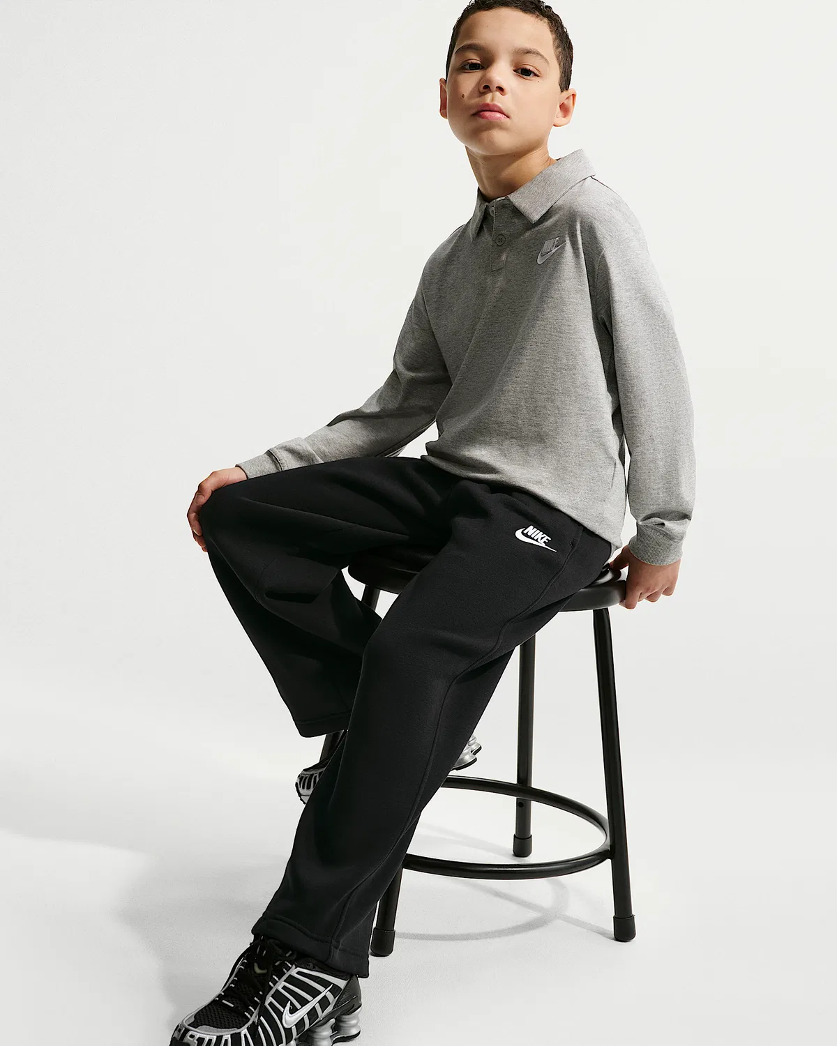 Детские свободные штаны с открытым низом Nike Sportswear, Black/White — фото 4