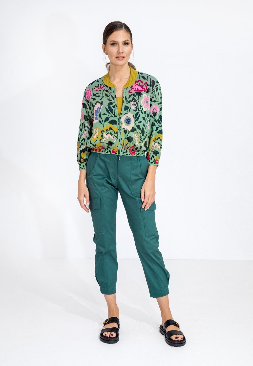 

Бомбер Floral Pattern Ivko, светло-зеленый