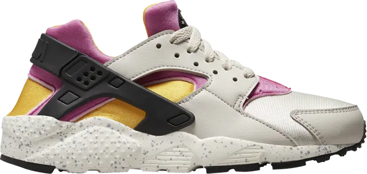 

Кроссовки Huarache Run GS 'Light Bone University Gold Pink', кремовый