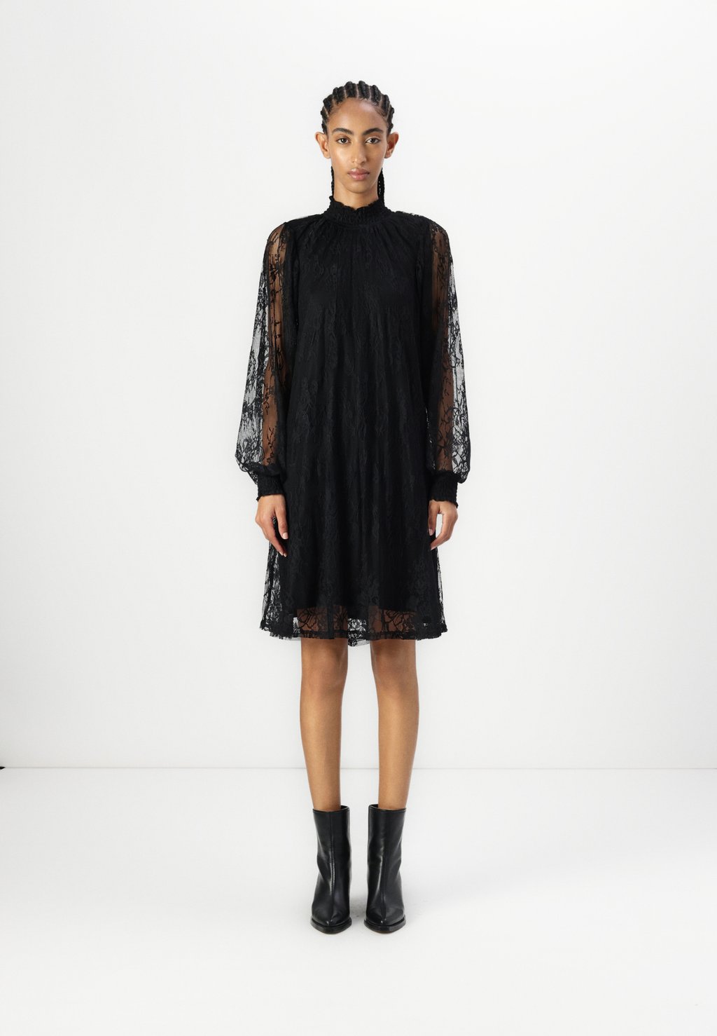 

Коктейльное платье / Вечернее платье POLA PHILINAS DRESS Bruuns Bazaar, черный