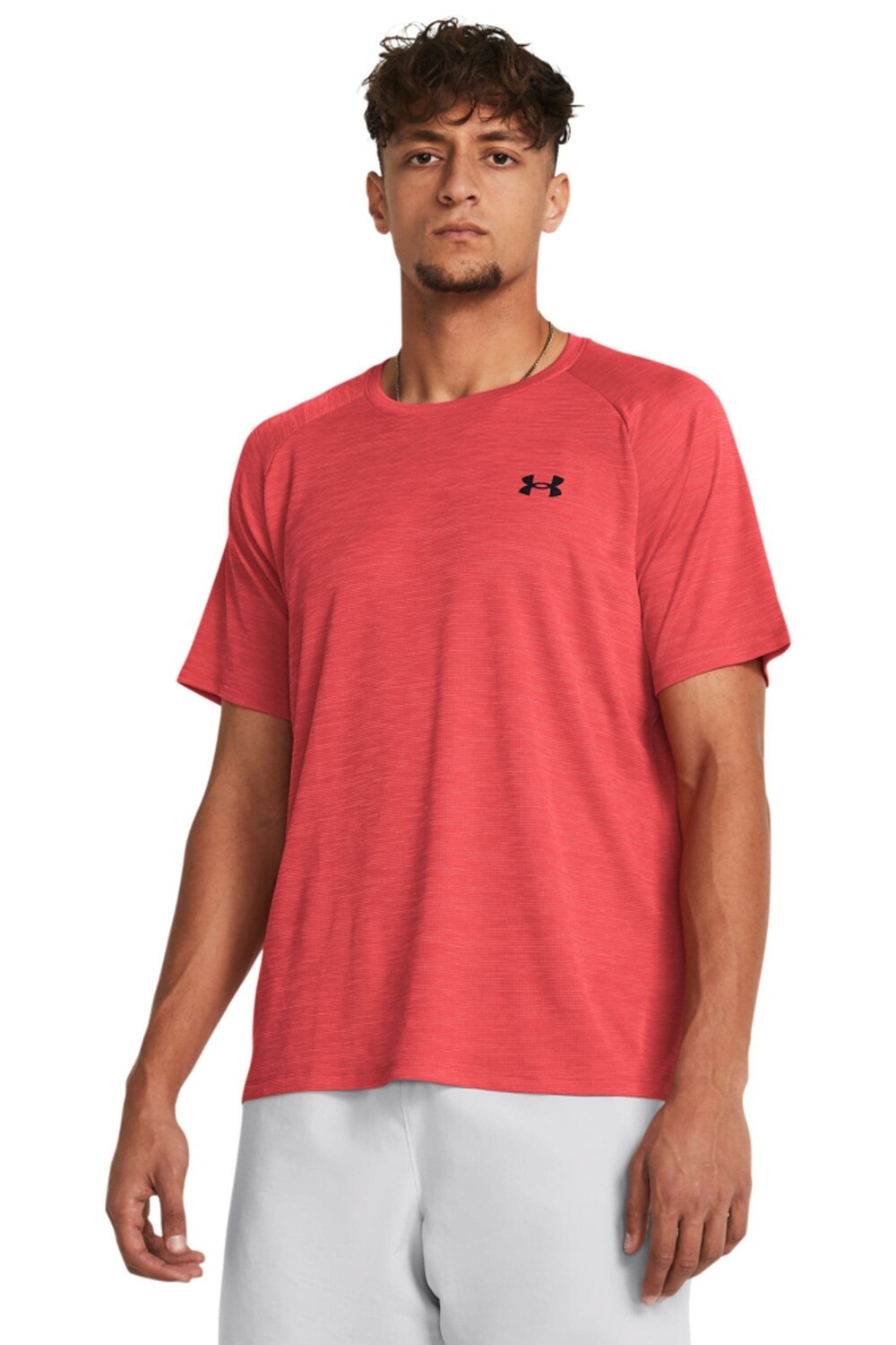 

Технический текст футболка Under Armour, красный