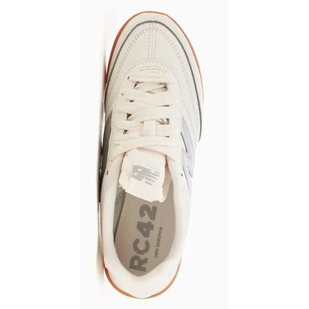 Кроссовки New Balance URC42, бежевый — фото 4