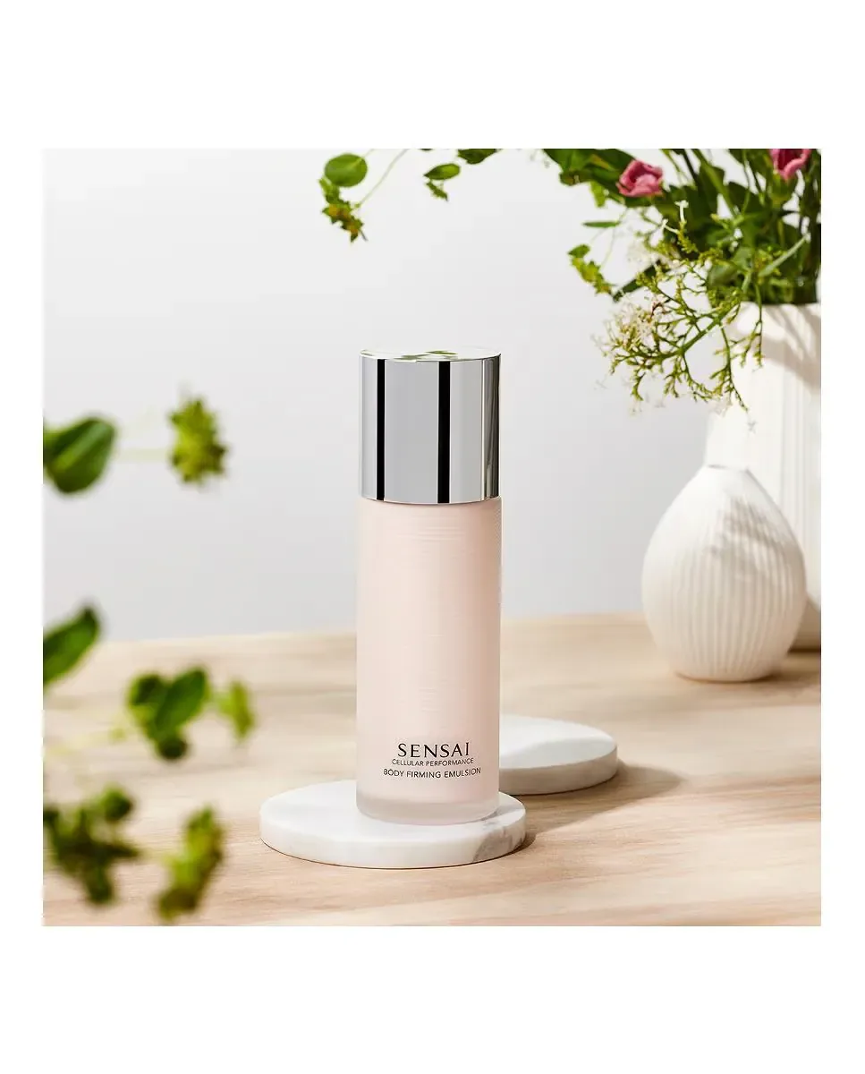 Подтягивающая эмульсия для тела Cellular Performance Body Firming Emulsion 200 мл Sensai — фото 2