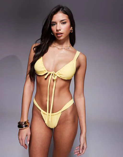 

Лимонно-желтый бикини-топ с треугольными чашечками и сборками Candypants