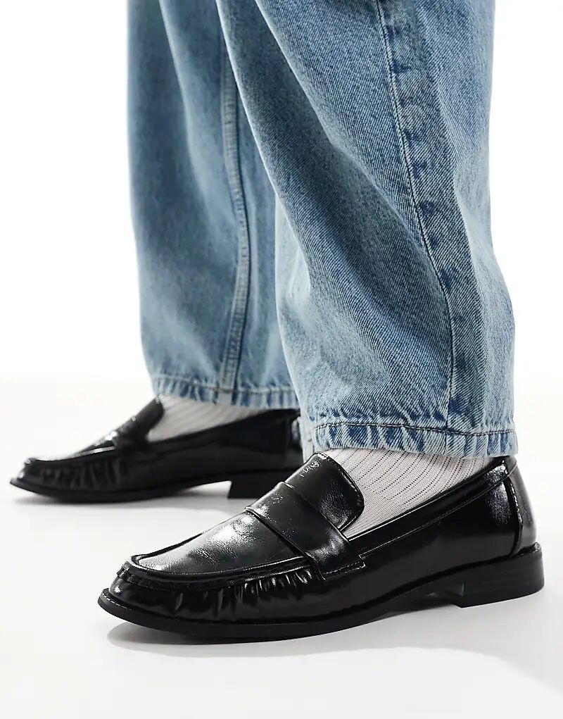 Лоферы London Rebel Wide Fit Sadie с рюшами, лакированные черные — фото 4