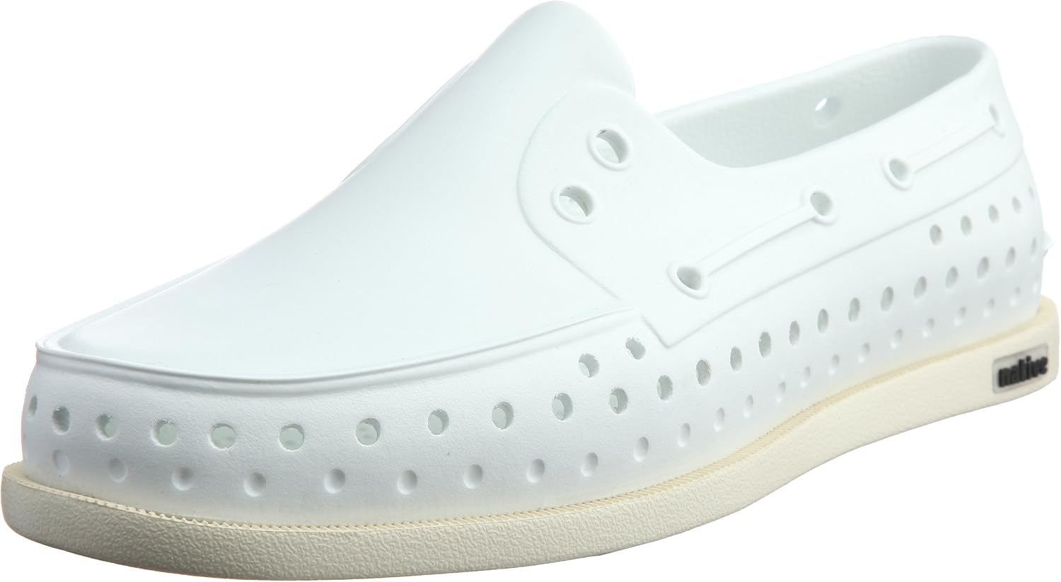 

Кроссовки Native Shoes Howard Sugarlite для мужчин и женщин - с вырезами и круглым носком, стиль слип-он, белый